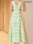 ホワイトxグリーン　モデル：るりぴ　身長：165cm　着用サイズ：7号(Sサイズ)