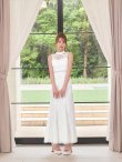 ホワイト　モデル：るりぴ　身長：165cm　着用サイズ：7号(Sサイズ)