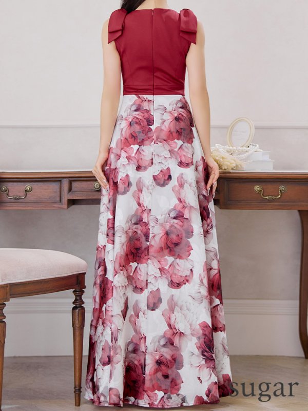 ワインレッドxホワイト モデル:カルア 身長:156cm 着用サイズ:7号(Sサイズ)