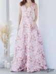 ピンクxシルバー モデル：杉山佳那恵　身長：158cm　着用サイズ：7号(Sサイズ)