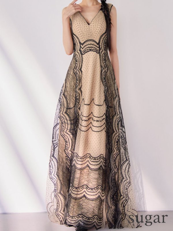 ベージュxブラック モデル：まおちゃる　身長：158cm　着用サイズ：7号(Sサイズ)