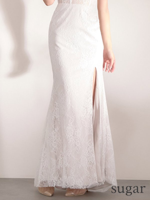 ホワイト　モデル：るりぴ　身長：165cm　着用サイズ：7号(Sサイズ)