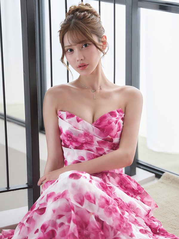 ピンク　モデル：るりぴ　身長：165cm　着用サイズ：Sサイズ