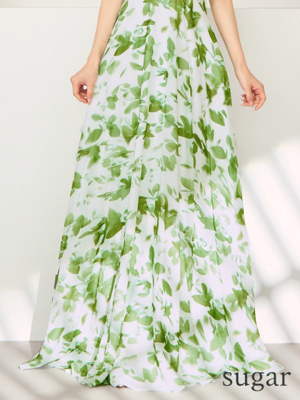 ホワイト×グリーン　モデル：ゆめ　身長：160cm　着用サイズ：7号(Sサイズ)