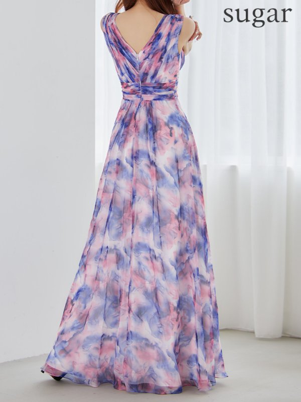 ブルー　モデル：真優川咲　身長：158cm　着用サイズ：7号(Sサイズ)