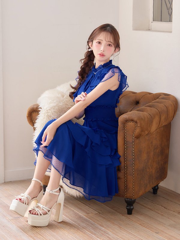 ロイヤルブルー モデル：りな　身長：160cm　着用サイズ：Sサイズ