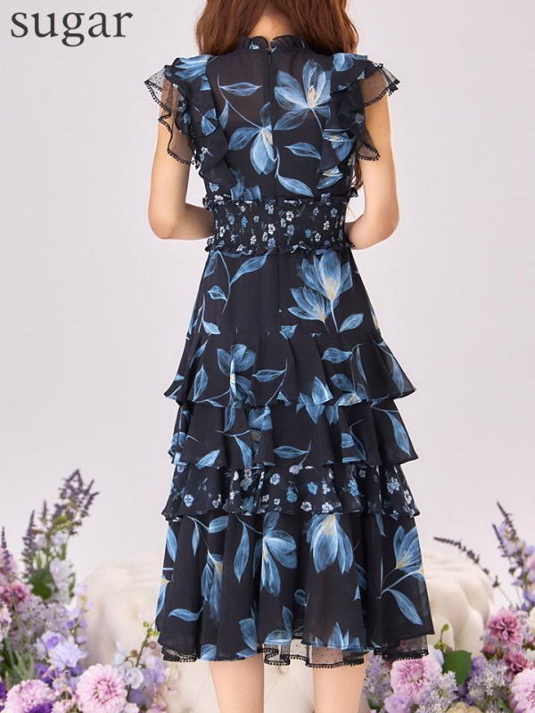 ブラック×ブルー モデル：まりん　身長：164cm 　着用サイズ：Sサイズ