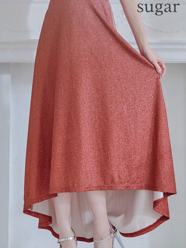 レッド モデル：羽澄まり　身長：158cm　着用サイズ：Sサイズ