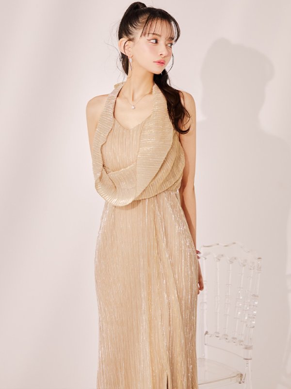 ゴールド モデル：まおちゃる　身長：158cm　着用サイズ：Sサイズ