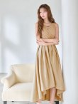 ベージュ　モデル：るりぴ　身長：165cm　着用サイズ：Sサイズ