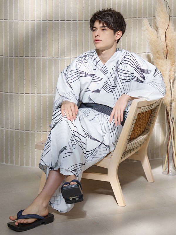 画像2: 【即日発送！】【メンズ浴衣】ホワイト×ブラック線画浴衣【浴衣３点セット 浴衣/帯/下駄】[YMT] (2)