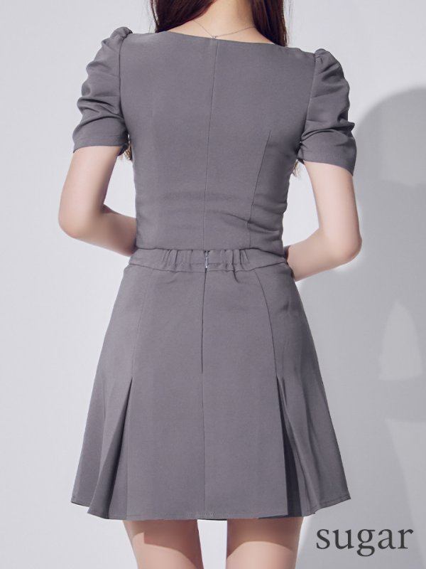 チャコールグレー　モデル：ゆめ　身長：160cm　着用サイズ：Sサイズ