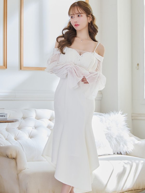 ホワイト モデル：ゆめ　身長：160cm　着用サイズ：Sサイズ