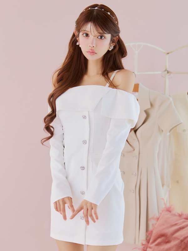 ホワイト　モデル：まりん　身長：164cm　着用サイズ：Sサイズ