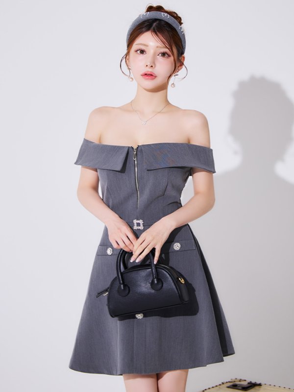 グレー モデル：ももか　身長：156cm　着用サイズ：Sサイズ