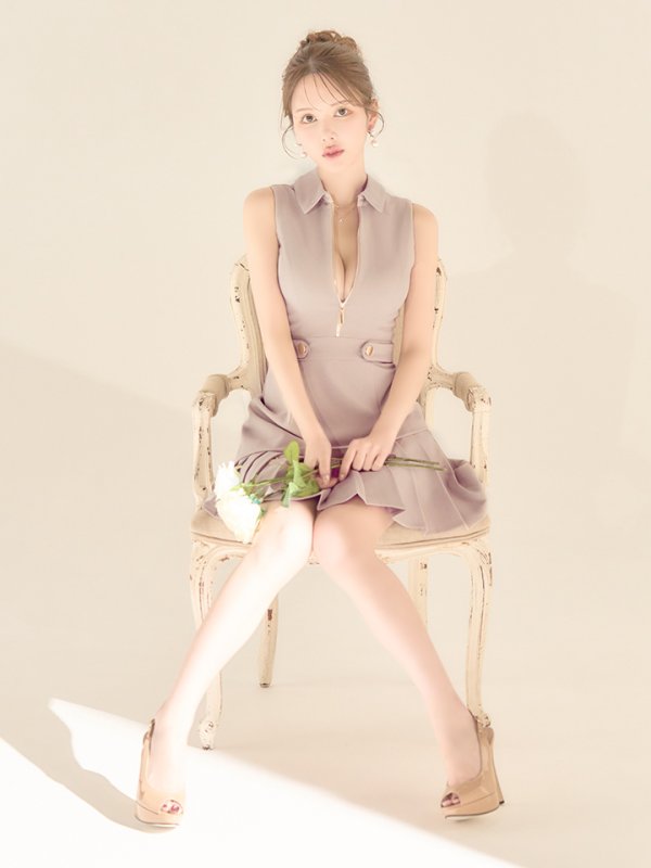 ピンクベージュ　モデル：ゆめ　身長：160cm　着用サイズ：Sサイズ