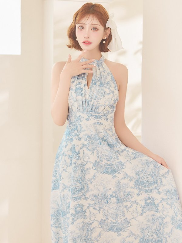 ホワイトブルー　モデル：明日花キララ　身長：162cm 着用サイズ：Sサイズ