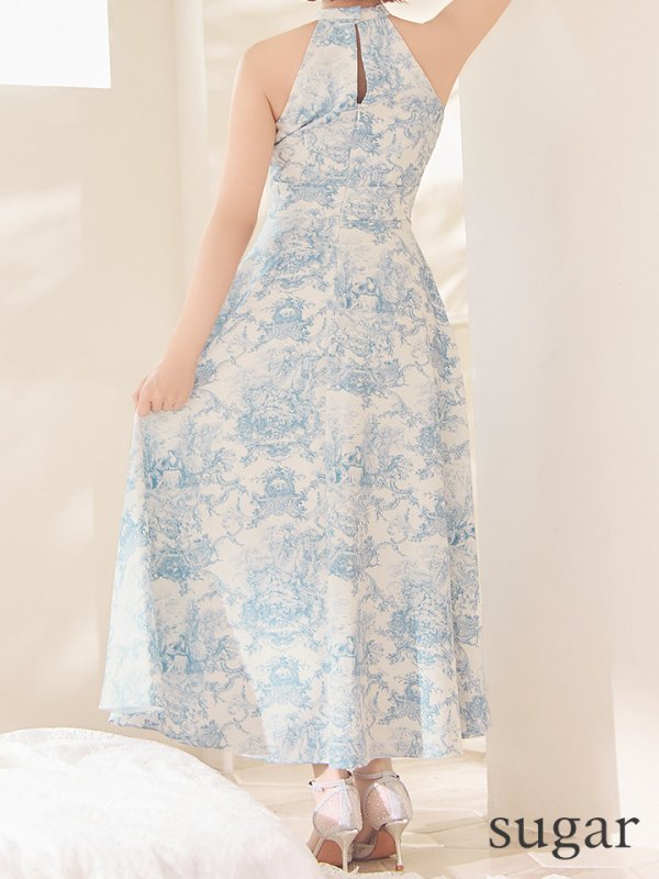 ホワイトブルー　モデル：明日花キララ　身長：162cm 着用サイズ：Sサイズ