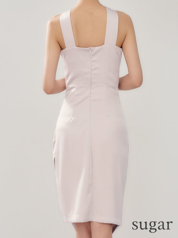 ピンクベージュ　モデル：るりぴ　身長：165cm　着用サイズ：Sサイズ