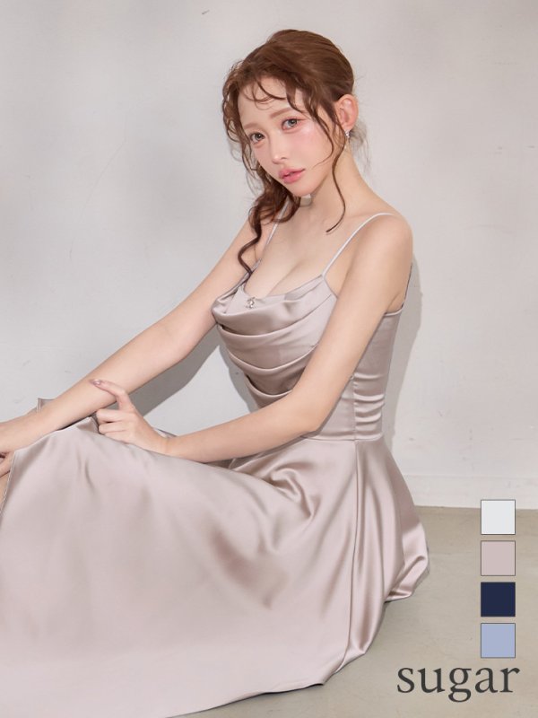 シャンパンベージュ モデル：りな　身長：160cm　着用サイズ：Sサイズ