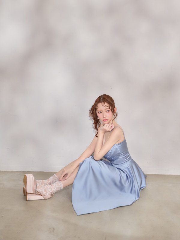 ブルー モデル：りな　身長：160cm　着用サイズ：Sサイズ