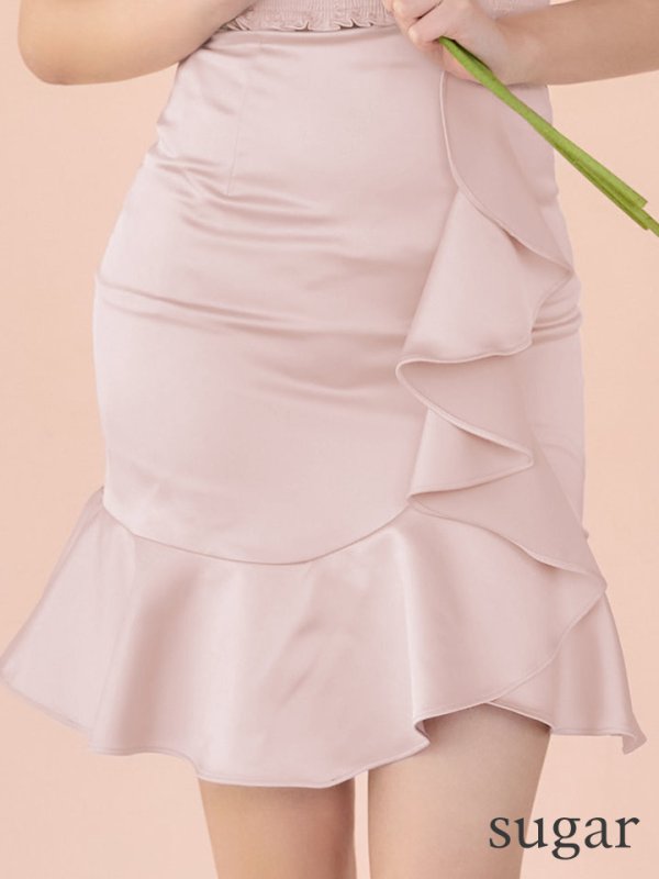 ピンクベージュ　モデル：りな　身長：160cm　着用サイズ：Sサイズ