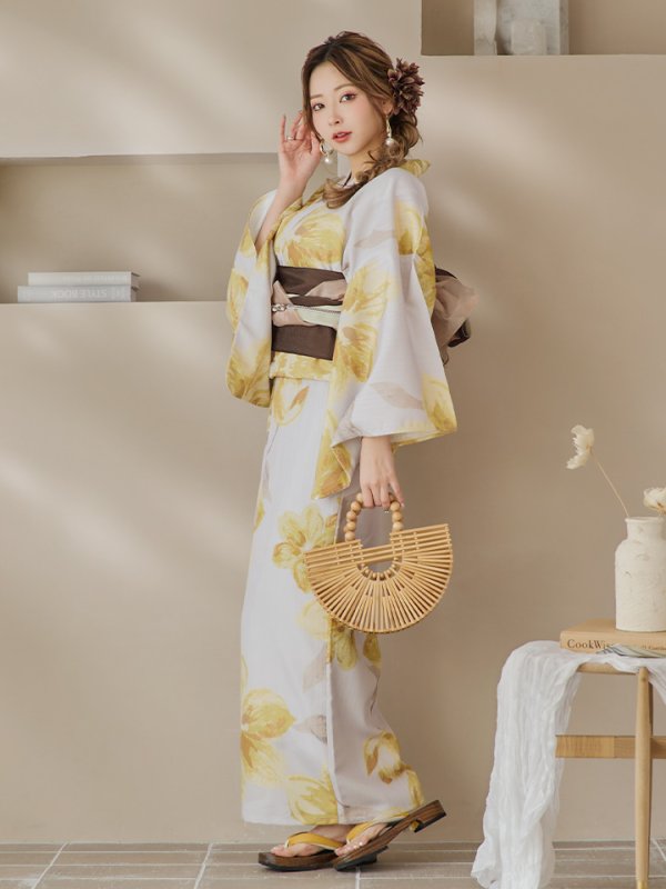 画像3: 【即日発送！】グレージュ×イエローフラワー浴衣【浴衣３点セット 浴衣/帯/下駄】[YMT] (3)