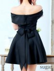 ブラック モデル：真優川咲　身長：158cm　着用サイズ：8号(Sサイズ)