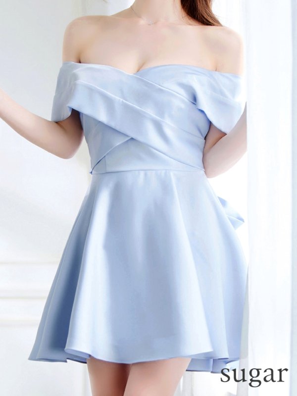 パウダーブルー モデル：ゆめ　身長：160cm　着用サイズ：8号(Sサイズ)