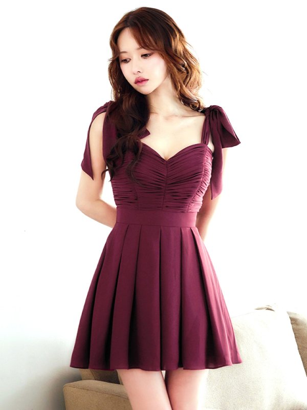 ワイン モデル:ゆめ 身長:160cm 着用サイズ:8号(Sサイズ)