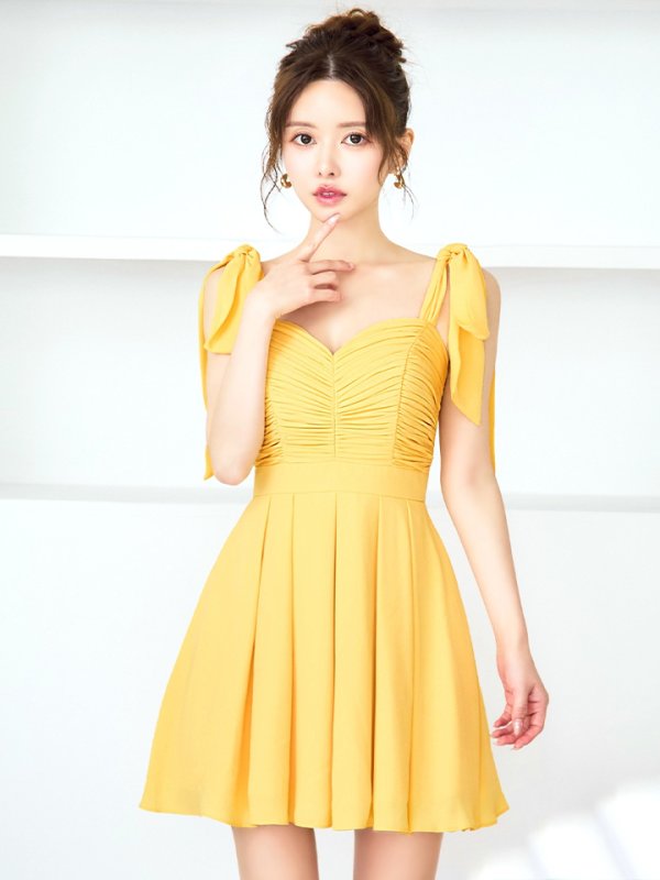 バナナ モデル:ゆめ 身長:160cm 着用サイズ:8号(Sサイズ)