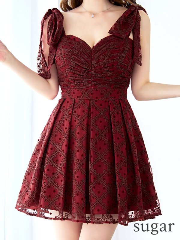 ワイン　モデル：ゆめ　身長：160cm　着用サイズ：8号(Sサイズ)