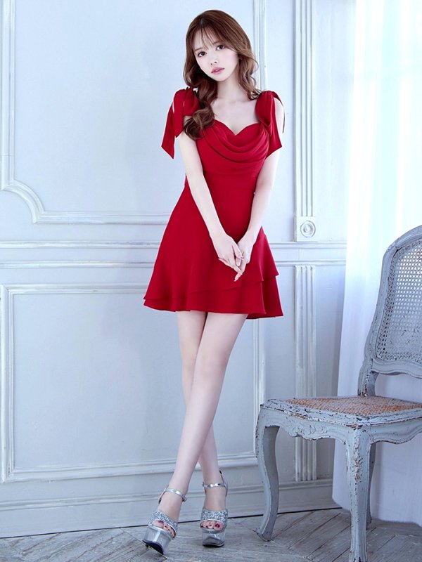 ダークレッド　モデル：ゆめ　身長：160cm：8号(Sサイズ)