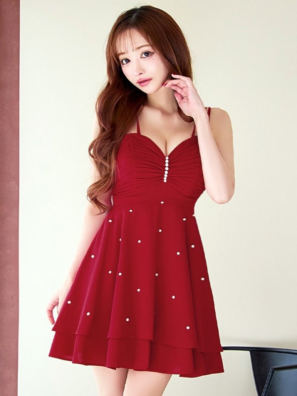 ダークレッド モデル：真優川咲　身長：158cm：8号(Sサイズ)