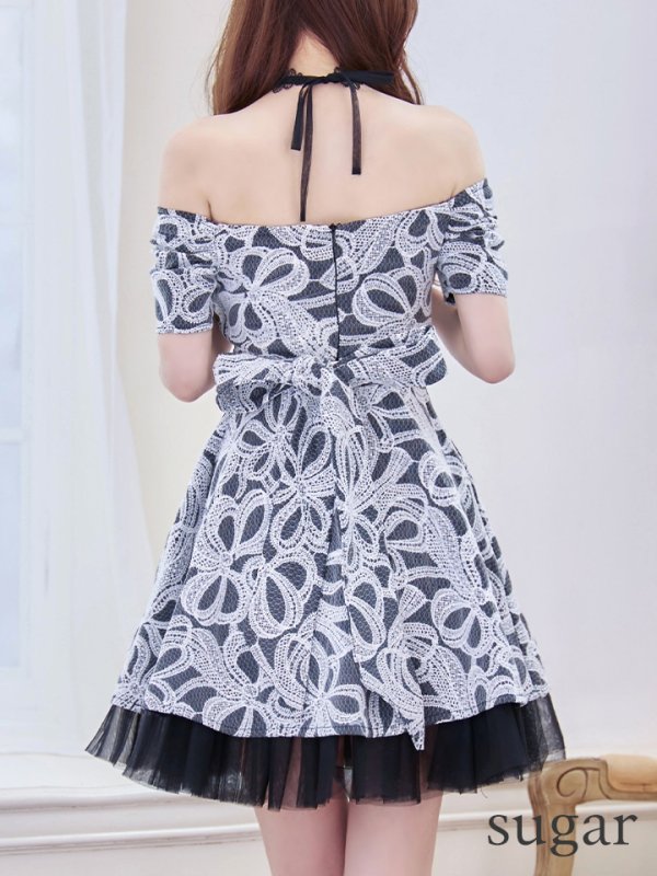 アイボリーブラック　 モデル：ゆめ　身長：160cm　着用サイズ：8号(Sサイズ)