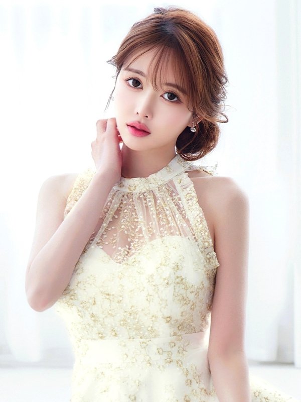 アイボリー　モデル：ゆめ　身長：160cm　着用サイズ：8号(Sサイズ)