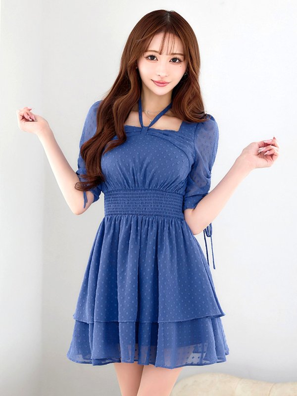 ブルー モデル：真優川咲　身長：158cm　着用サイズ：7号(Sサイズ)