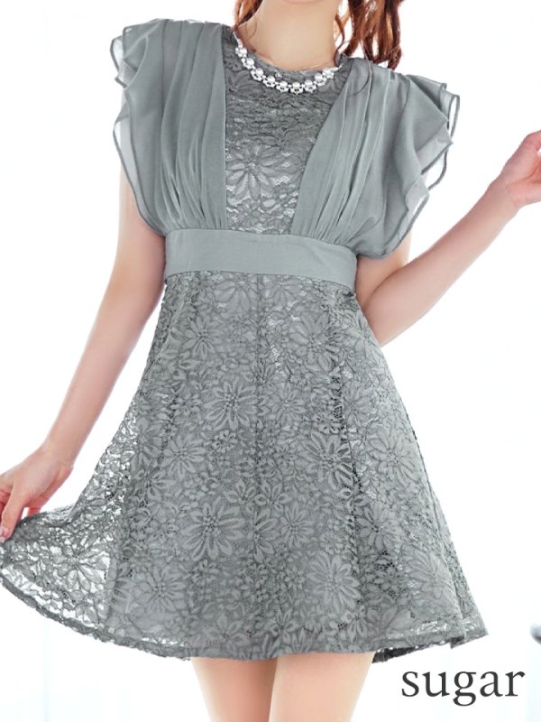 ブルーグレー　モデル：真優川咲　身長：158cm　着用サイズ：8号(Sサイズ)