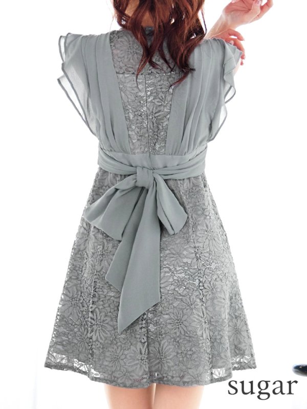 ブルーグレー　モデル：真優川咲　身長：158cm　着用サイズ：8号(Sサイズ)