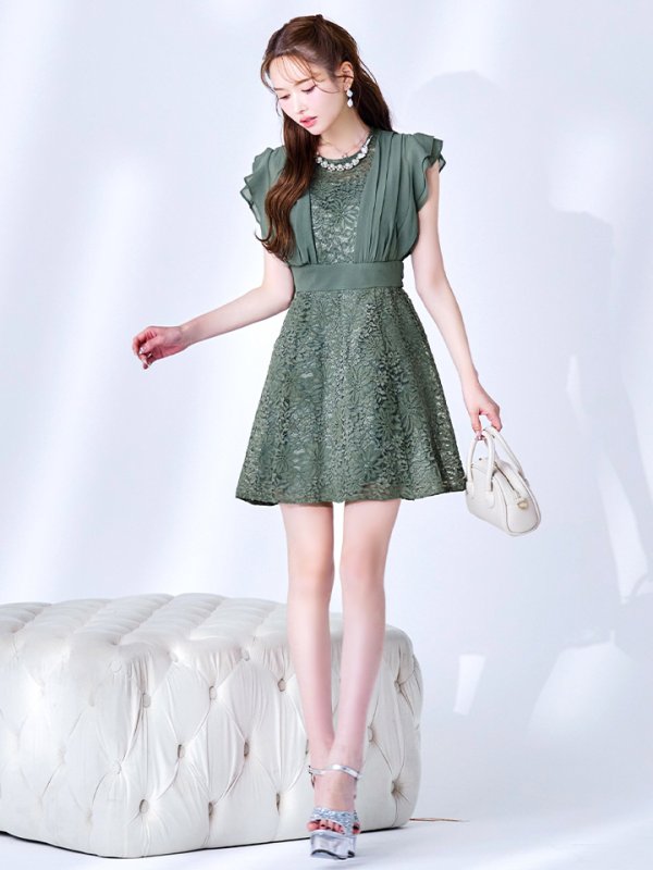 ダスティグリーン	モデル：ゆめ　身長：160cm　着用サイズ：8号(Sサイズ)