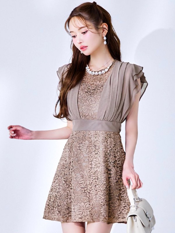 モーヴ　モデル：ゆめ　身長：160cm　着用サイズ：8号(Sサイズ)