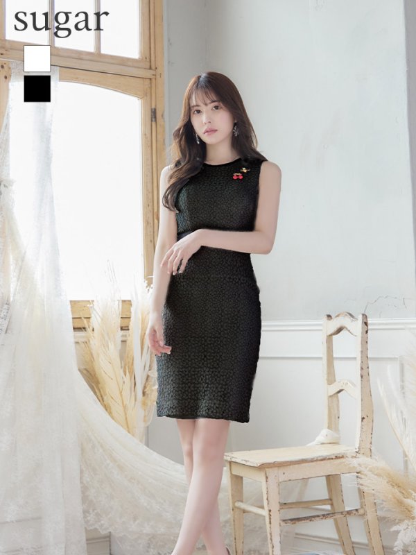 画像2: 【VELIQUE/ヴェリーク】ブローチ付き/ ワンカラー/ ノースリーブ/ タイト/ ミディアムドレス/ キャバドレス【HC02】 (2)