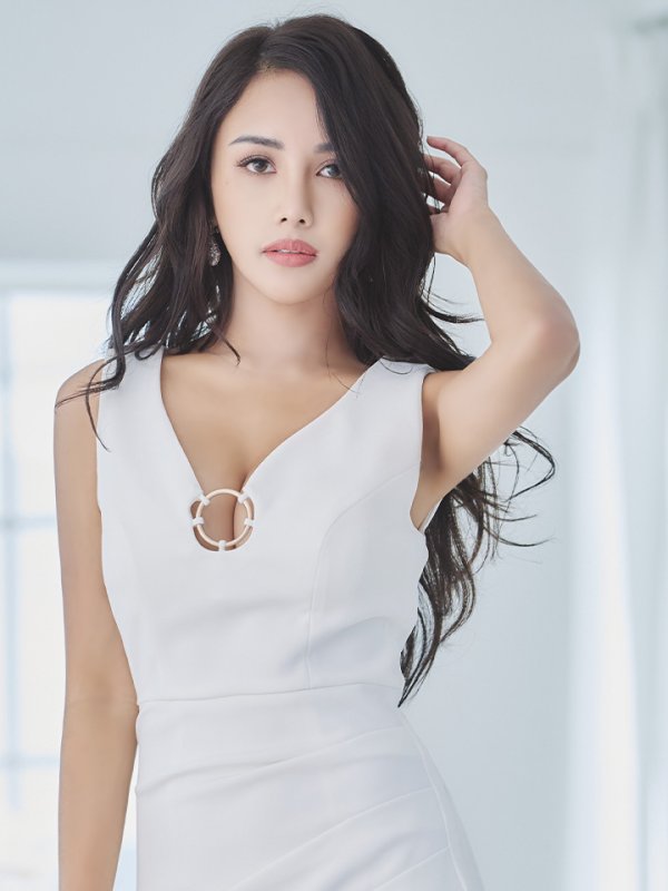 画像5: 【VELIQUE/ヴェリーク】ワンカラー/ ノースリーブ/ マーメイド/ ワンピース/ ミディアムドレス/ キャバドレス【HC02】 (5)