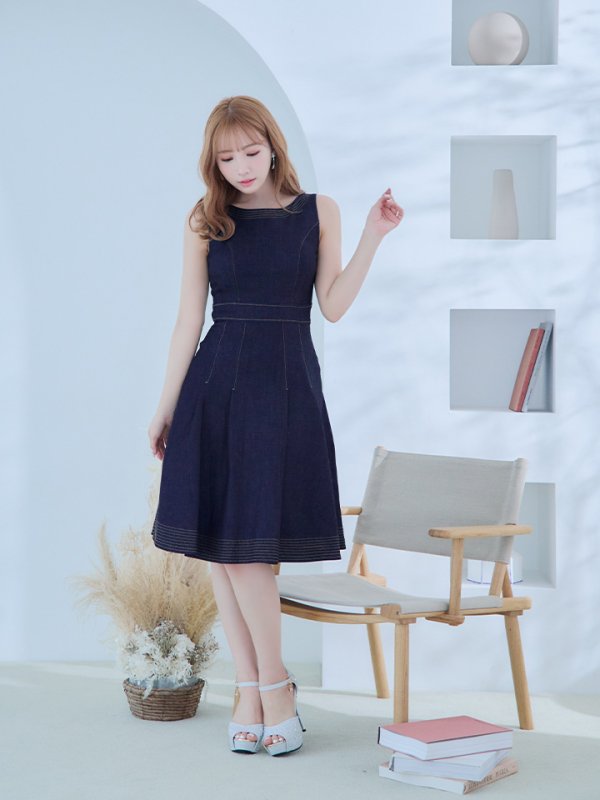 画像5: 【VELIQUE/ヴェリーク】デニム生地/ ノースリーブ/ ステッチ/ タック/ ひざ丈/ フレア/ ワンピース/ ミディアムドレス/ キャバドレス【HC02】 (5)