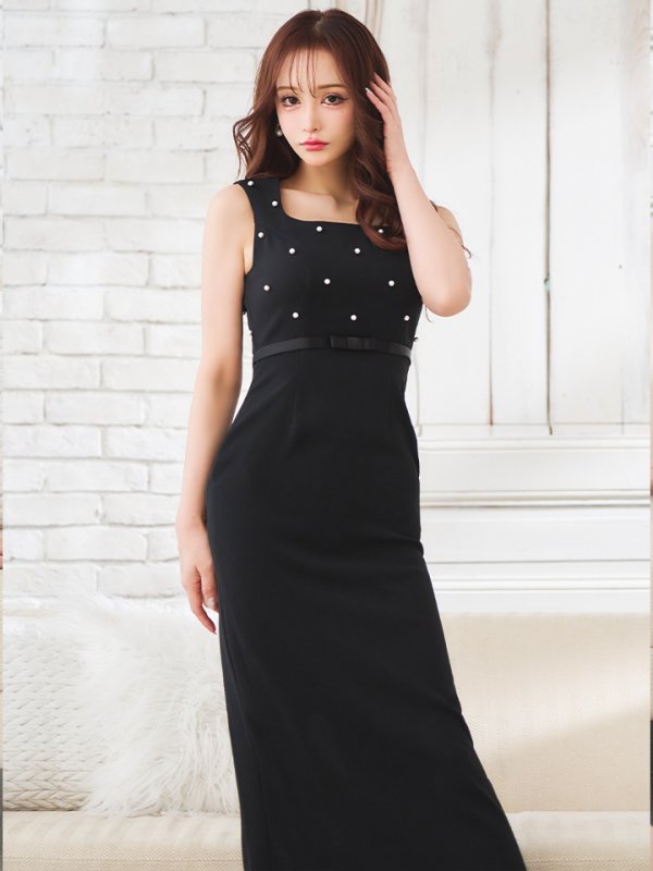 ブラック モデル：真優川咲　身長：158cm　着用サイズ：Sサイズ