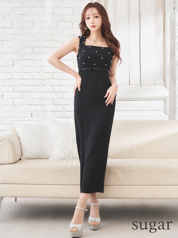 ブラック モデル：真優川咲　身長：158cm　着用サイズ：Sサイズ