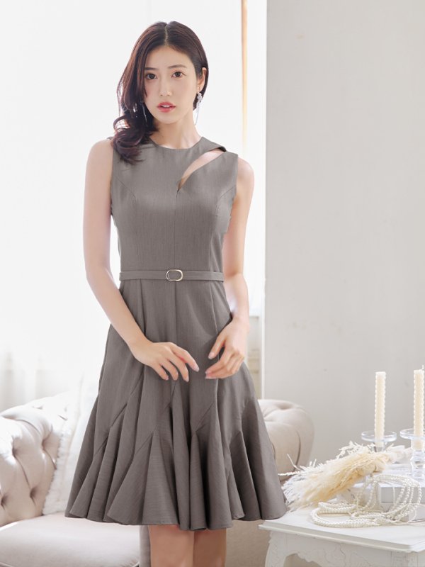 画像7: 【VELIQUE/ヴェリーク】カットアウト/ ノースリーブ/ ベルトデザイン/ 膝丈/ Aライン/ フレア/ミニドレス/ キャバドレス【HC02】 (7)