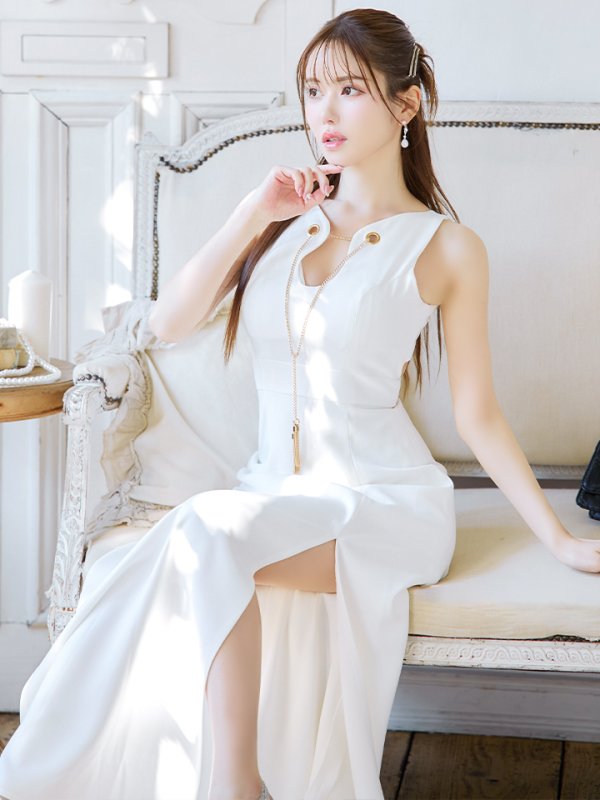 ホワイト モデル：ゆめ　身長：160cm　着用サイズ：Sサイズ