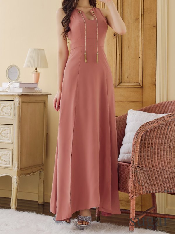 ベイクドピンクモデル：桜伊みやこ　身長：168cm　着用サイズ：Sサイズ