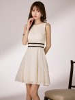 オフベージュ モデル：ゆめ　身長：160cm　着用サイズ：Sサイズ
